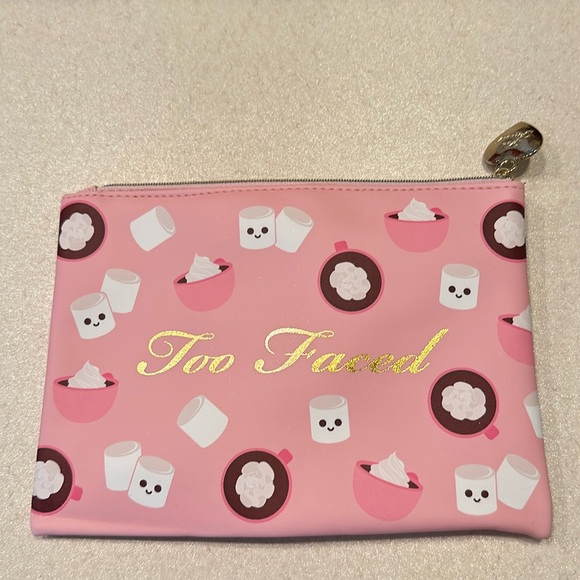 Cute limited edition makeup bag - Picture 2 of 3